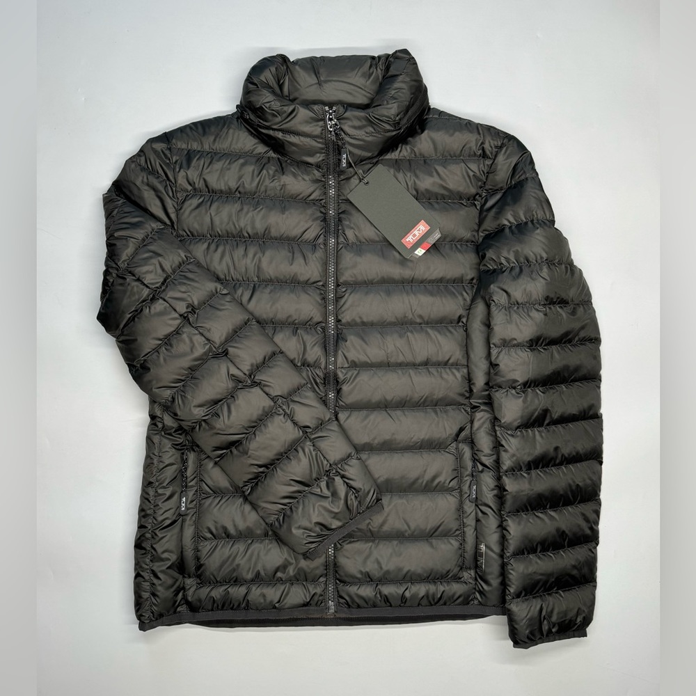SOLD Tumipax Charlotte Packable Travel Puffer Jacket - Picture 5 of 6